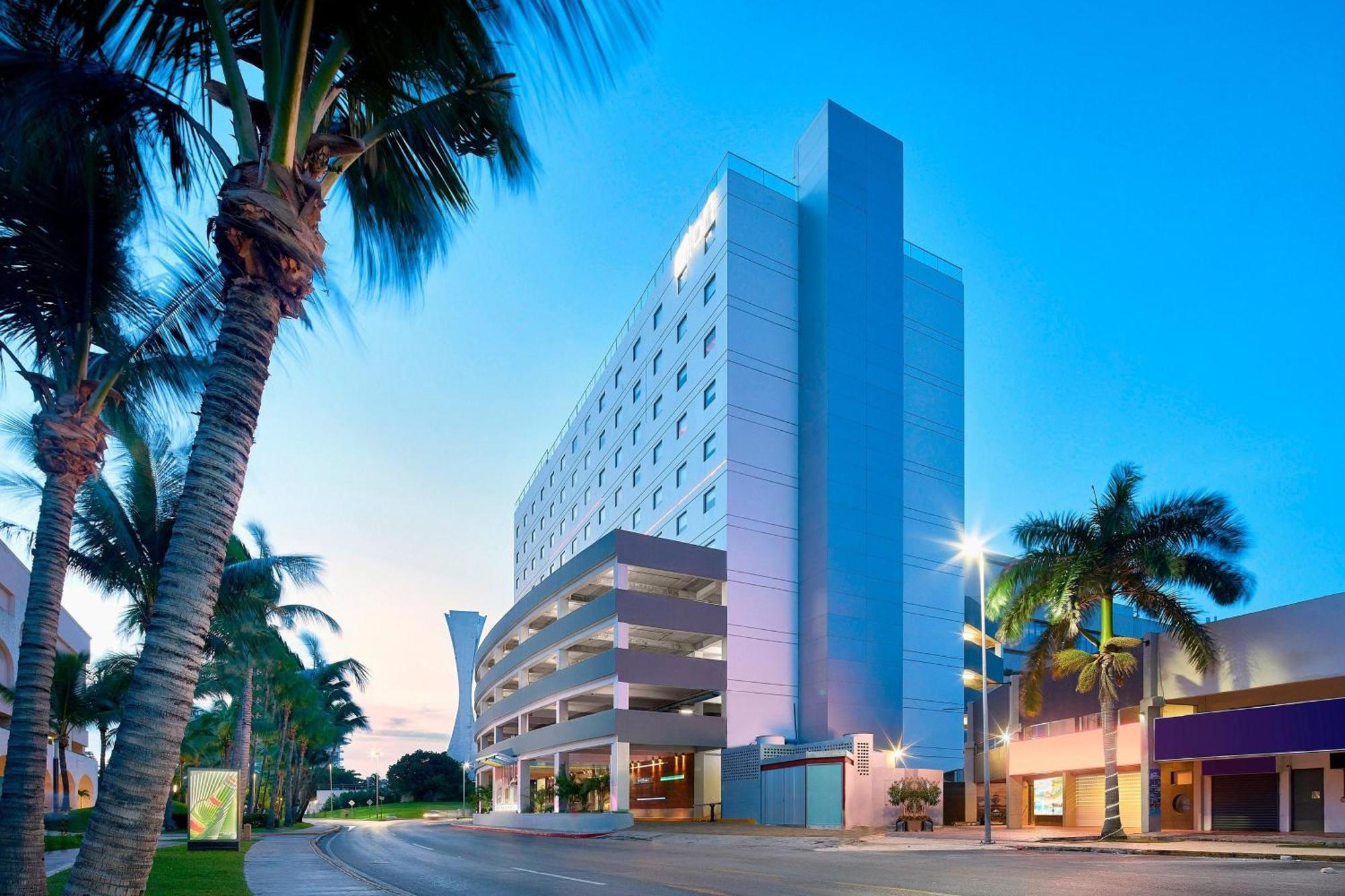 Renovated Aloft Cancun Dış mekan fotoğraf