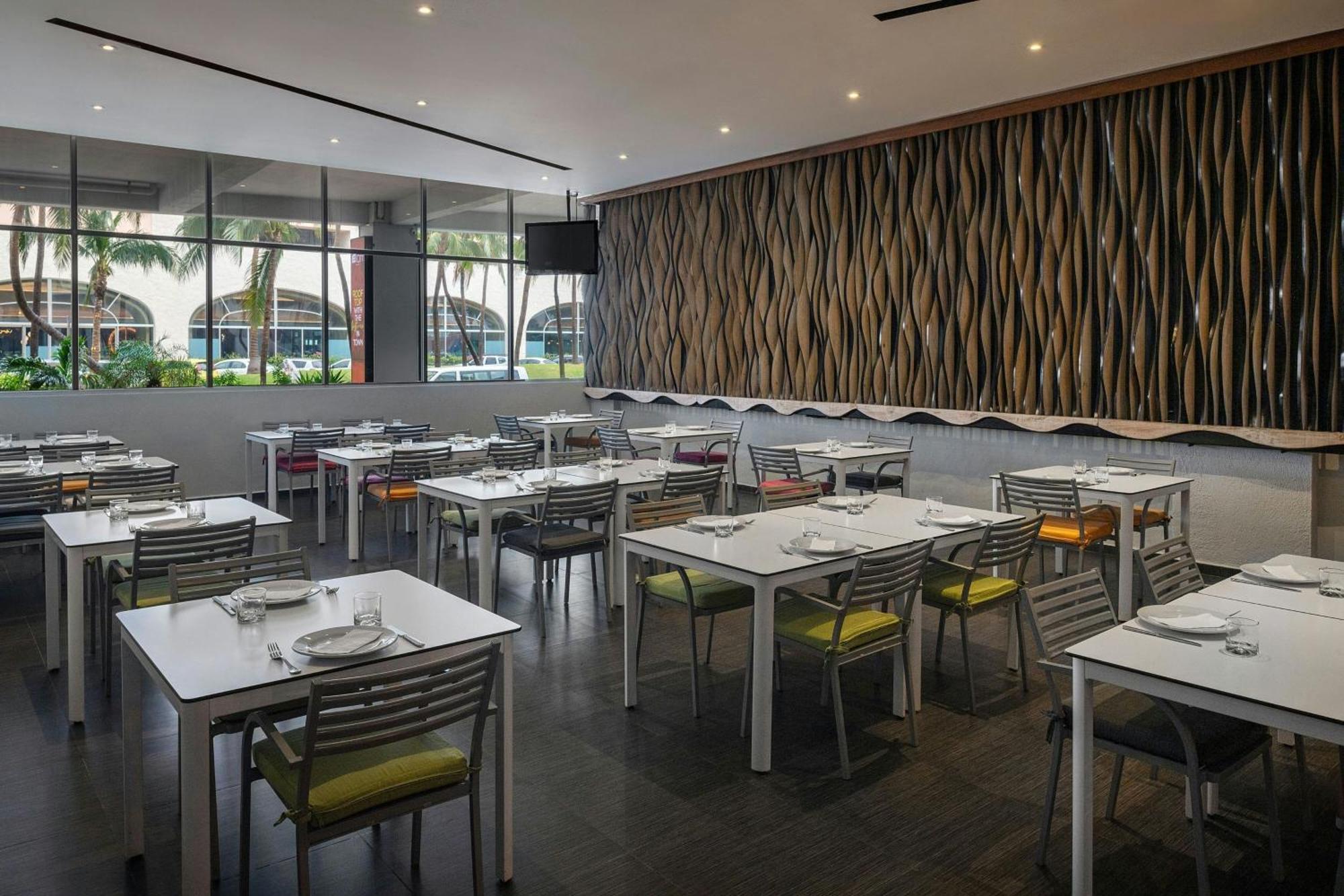 Renovated Aloft Cancun Dış mekan fotoğraf